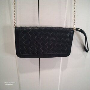 Urban Expression Black Envelope Clutch Wristlet Detachable Gold Shoulder Chain